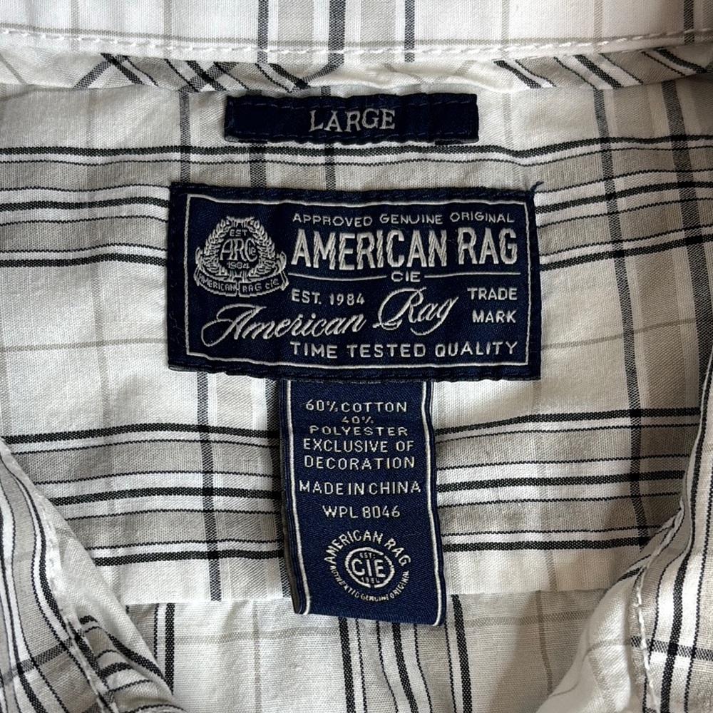 American Rag Plaid Button Down Shirt Casual White Gray Large Patch Details - Picture 9 of 9